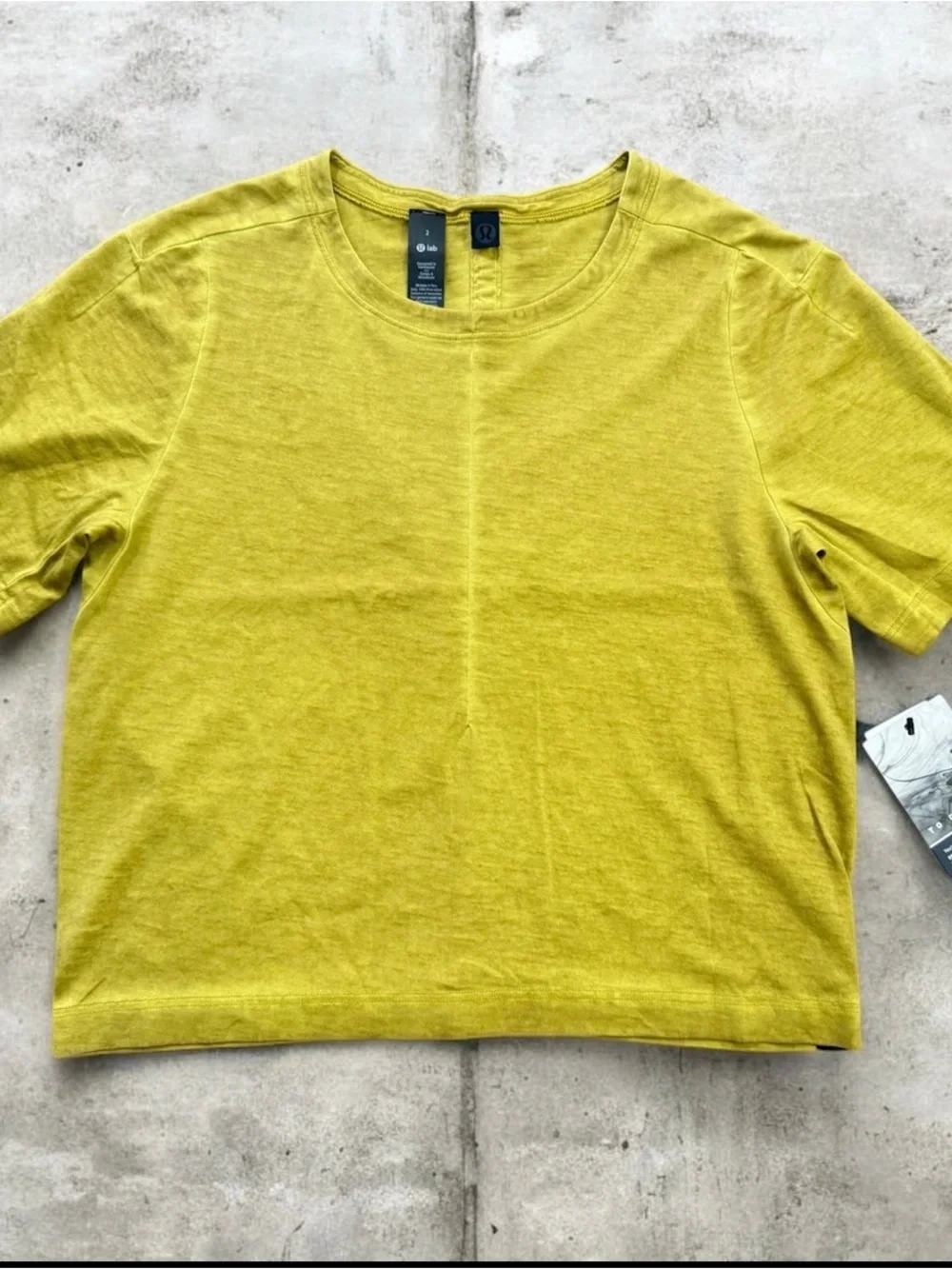 Lululemon LAB Crop SS T Shirt LW3EY4S AUSB Yellow Colorway Women's Sz 2 - NWT